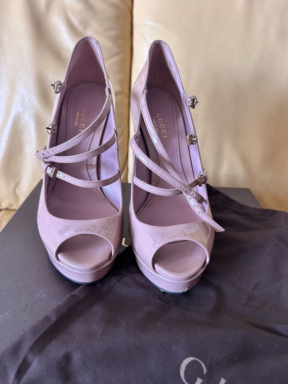 Gucci Lavender Patent Peep-Toe Platform Heels with Triple Straps - Picture 2 of 7